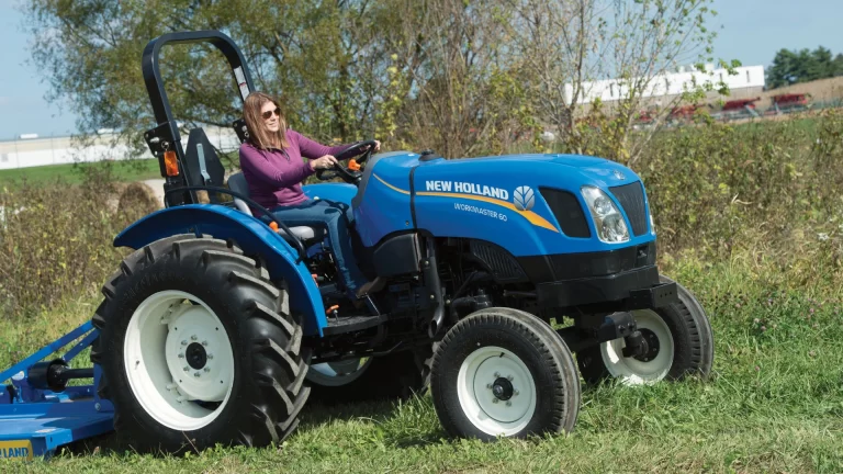 New Holland WORKMASTER™ Utility 50 – 70 Series