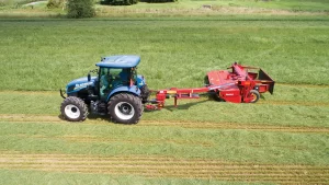 New Holland Discbine® Side-Pull Disc Mower-Conditioners