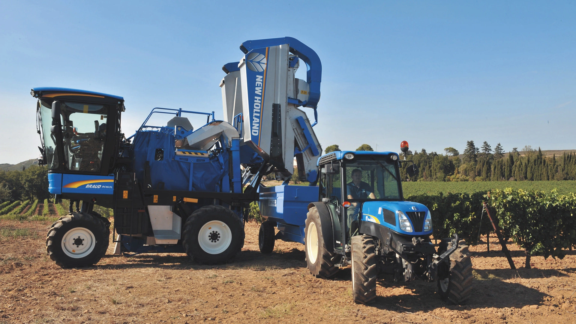 New Holland Braud Grape Harvester