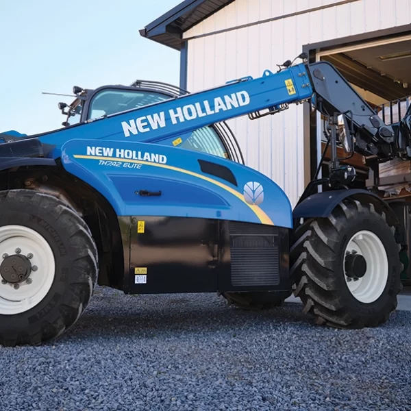 New Holland TH Series Large-Frame Telehandlers
