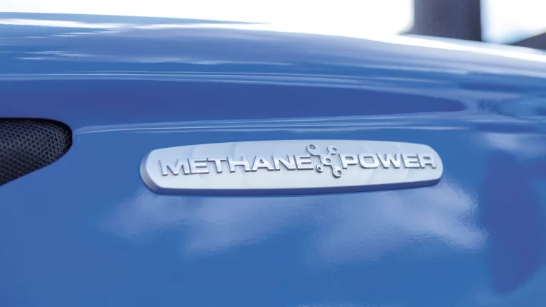 New Holland T6.180 Methane Power