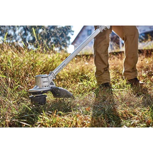 DEWALT 20V MAX* 14 in. Brushless Cordless Folding String Trimmer (Tool Only)