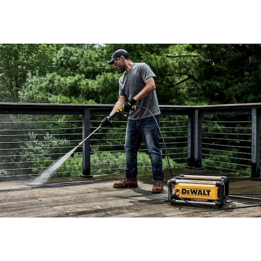 DEWALT 2100 PSI 1.2 GPM Electric Jobsite Pressure Washer