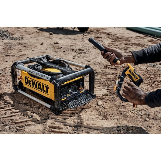 DEWALT 2100 PSI 1.2 GPM Electric Jobsite Pressure Washer