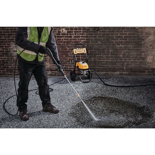 DEWALT 2400 PSI 1.1 GPM Electric Pressure Washer