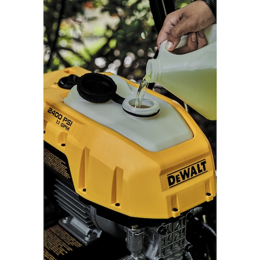 DEWALT 2400 PSI 1.1 GPM Electric Pressure Washer