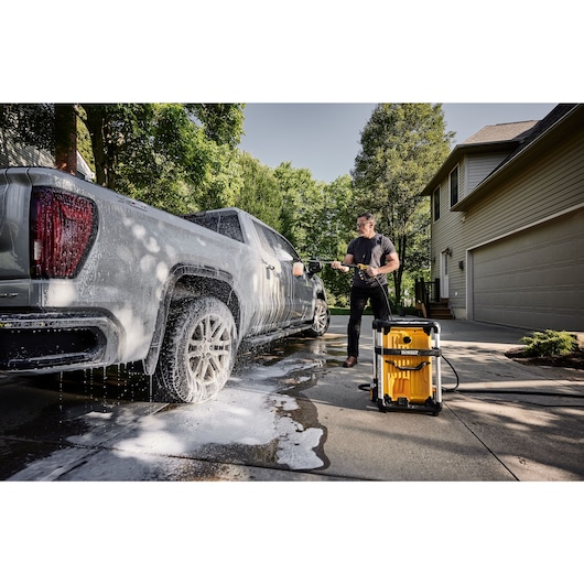 DEWALT 3000 MAX PSI* 1.1 GPM** Brushless Electric Jobsite Pressure Washer