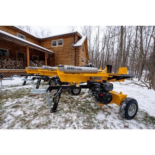 DEWALT 28 Ton 196cc Horizontal/Vertical Full Beam Hydraulic Log Splitter