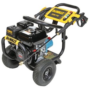 DEWALT 3200 PSI 2.8 GPM Gas Pressure Washer With Honda® Engine and CAT Triplex Plunger Pump
