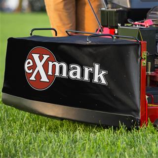 Exmark Turf Tracer S-Series with 18.5 HP* Kawasaki FS600V Engine and 52" UltraCut Series 3 Deck