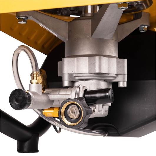 DEWALT 3100 PSI 2.3 GPM Cold Water Gas Pressure Washer