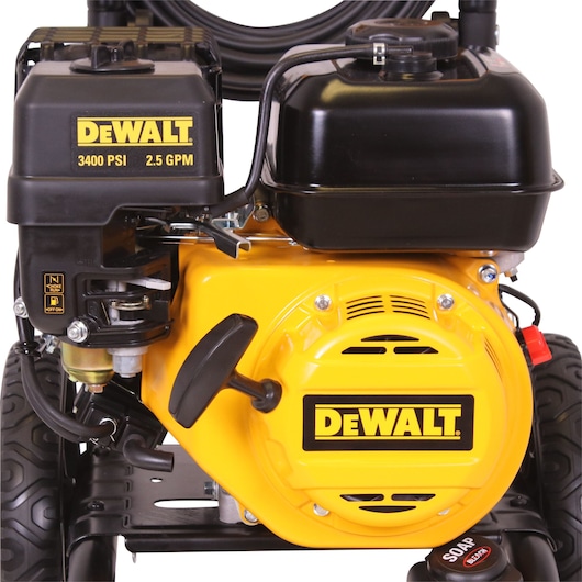 DEWALT 3400 PSI 2.5 GPM Cold Water Gas Pressure Washer