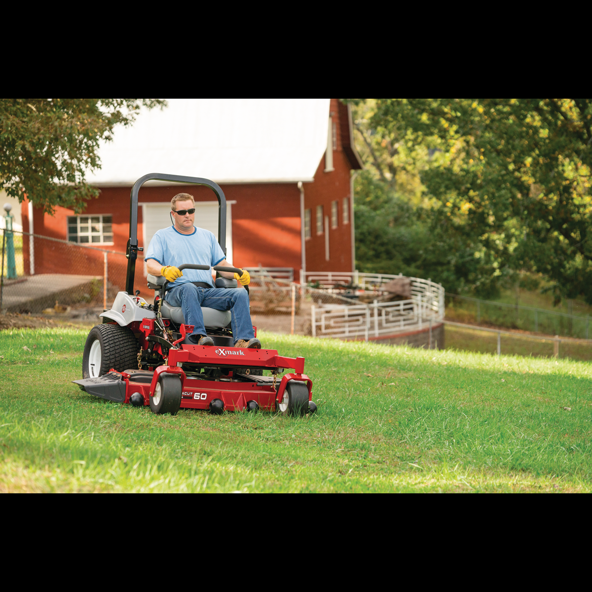 Exmark Lazer Z S-Series with 25.5 HP* Kawasaki FX801V Engine and 72" UltraCut Series Rear Discharge Deck Exmark Lazer Z S-Series with 25.5 HP* Kawasaki FX801V Engine and 72" UltraCut Series Rear Discharge Deck
