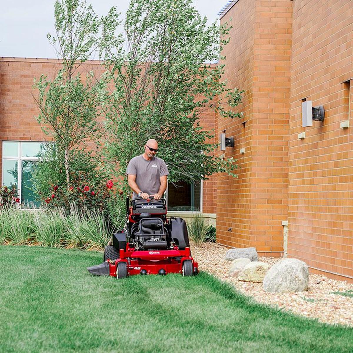 Exmark Vertex S-Series with 23.5 HP* Kawasaki FX730V Engine and 48" UltraCut Series 4 Deck Exmark Vertex S-Series with 23.5 HP* Kawasaki FX730V Engine and 48" UltraCut Series 4 Deck