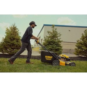 DEWALT 21 in. 196cc RWD Self-Propelled 3-in-1 Lawn Mower With PowerAdapt™