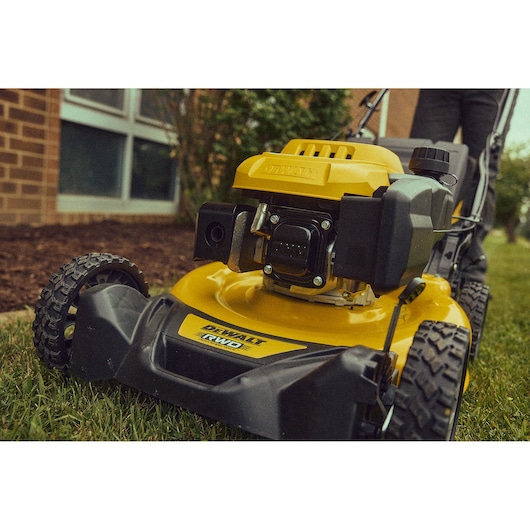 DEWALT 21 in. 163cc RWD Self-Propelled 2-in-1 Lawn Mower
